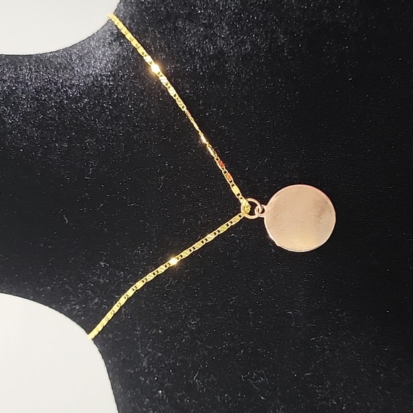 Luxury Charm Off White Cream - Picture 3 of 3